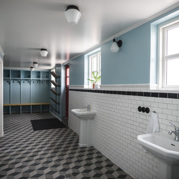 Lower level bathrooms and gear area at Karlsa Lodge