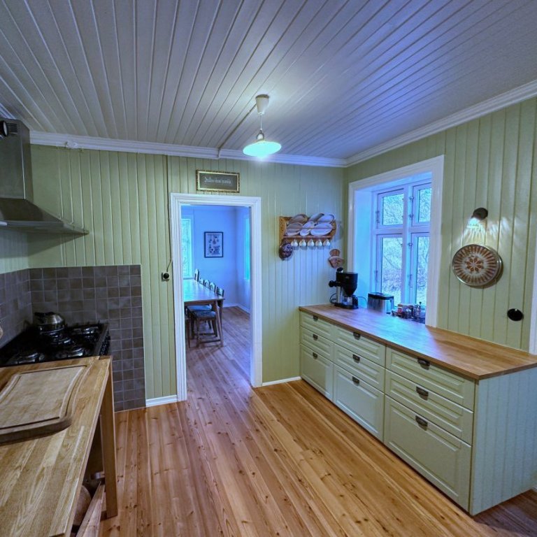 Fully stocked kitchen where the chef prepares amazing meals every evening.