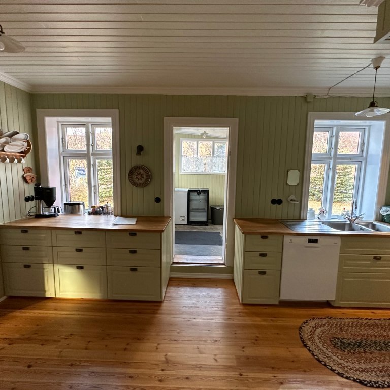 Fully stocked kitchen where the chef prepares amazing meals every evening.