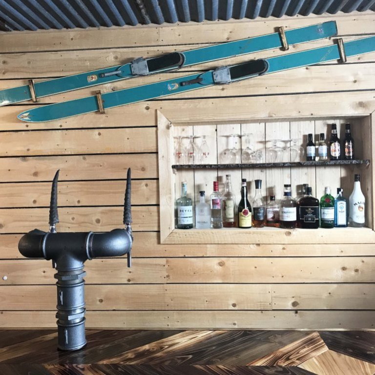 The bar located in the Barn