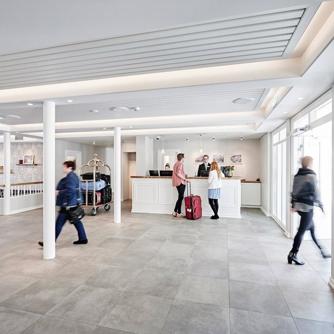 siglo-hotel_reception