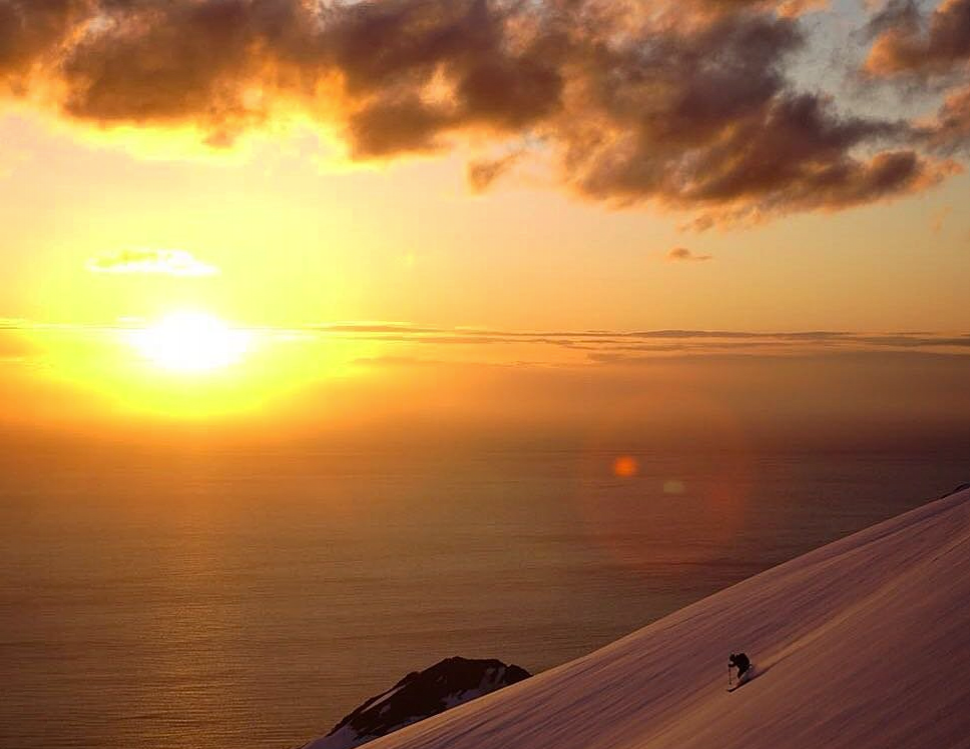 Skiing in the midnight sun